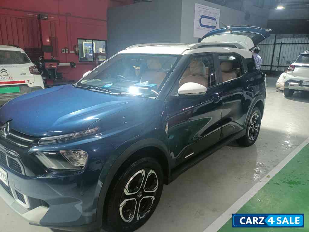 Cosmo Blue Citroen C3 Aircross Max DT 1.2Turbo 5S