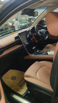 Starry Black MG Hector Plus Savvy pro CVT - 1.5T , starry Black