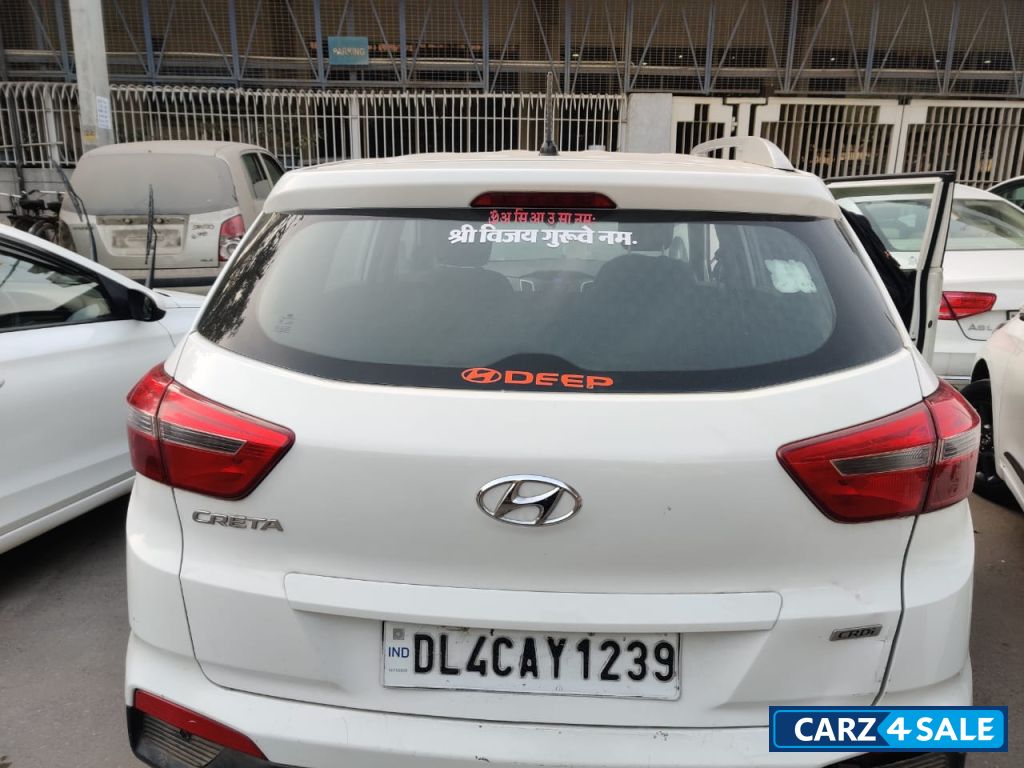 Polar White Hyundai Creta 1.4 CRDI E+