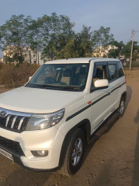 Mahindra Bolero neo N-10