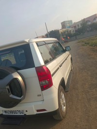 Mahindra Bolero neo N-10