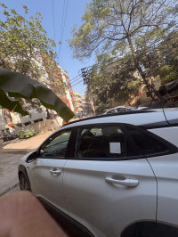 Hyundai Kona Premium