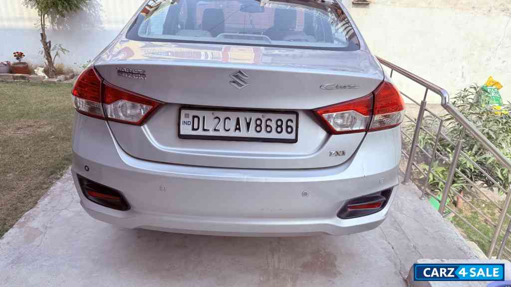 Silky Silver Maruti Suzuki Ciaz Zxi