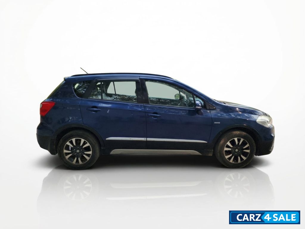 Maruti Suzuki S-Cross Zeta 1.3 D MT