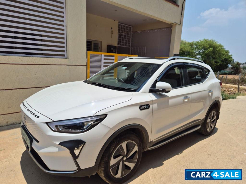 MG ZS EV Exclusive