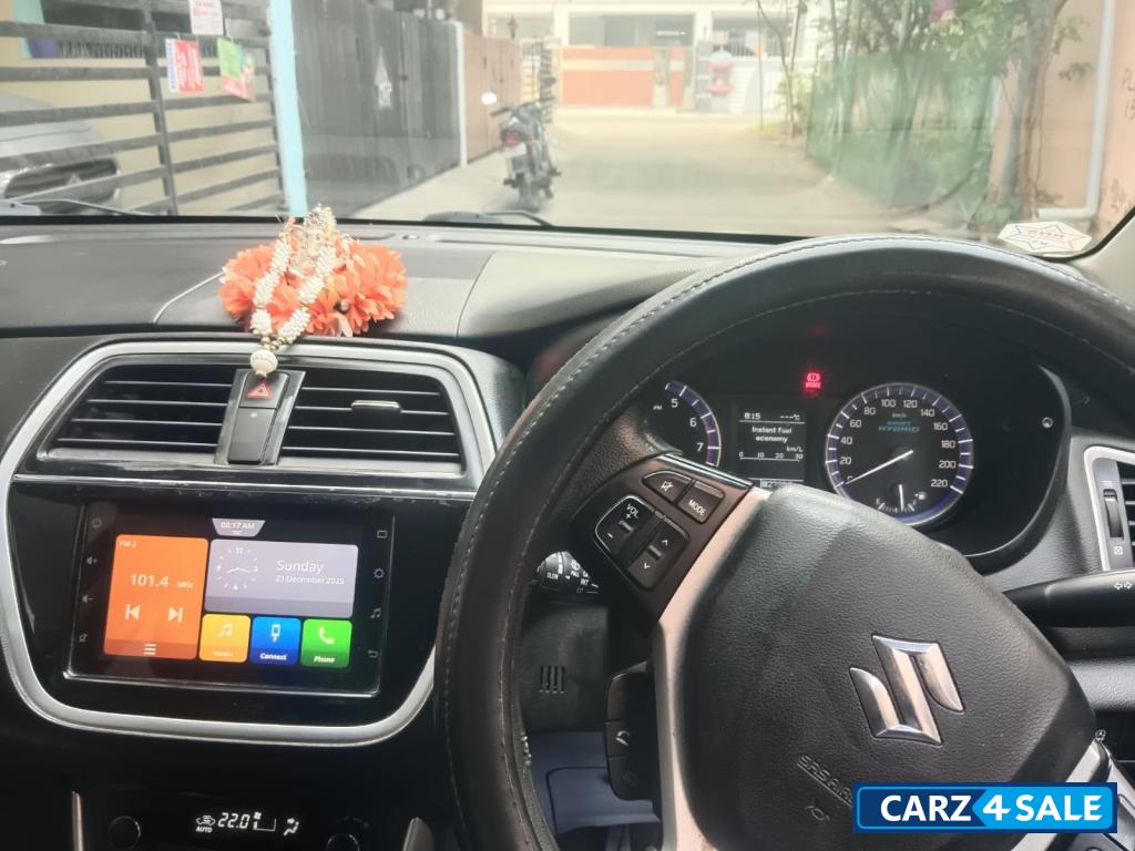 Maruti Suzuki S-Cross ZETA