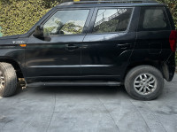 Black Mahindra  TUV 300 T8 AMT