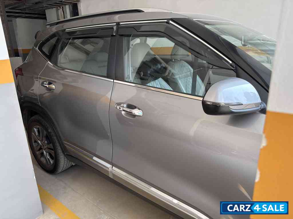 Steel Silver Kia Seltos HTX IVT 1.5G automatic petrol
