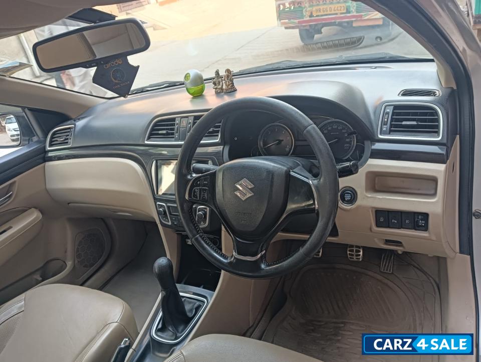 Maruti Suzuki Ciaz ZDI Plus SHVS Maruti Suzuki Ciaz ZDI Plus SHVS