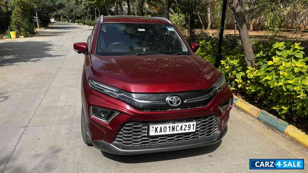 Toyota Urban Cruiser Hyryder Model V AT Hybrid