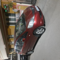Red Honda Jazz IV-Tech