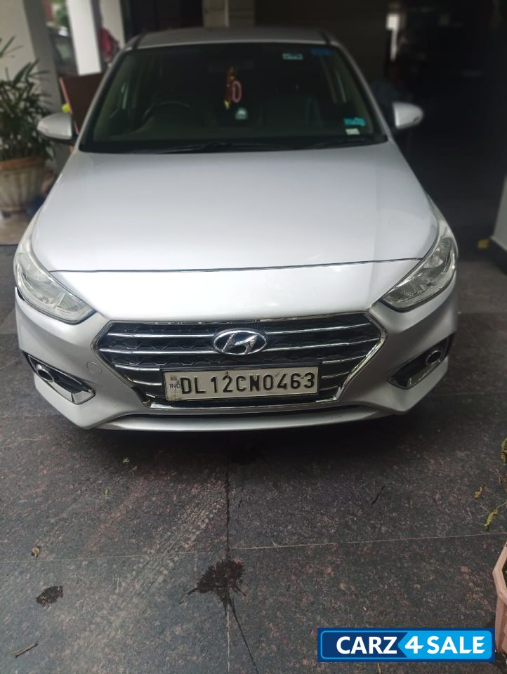 Hyundai Verna Petrol