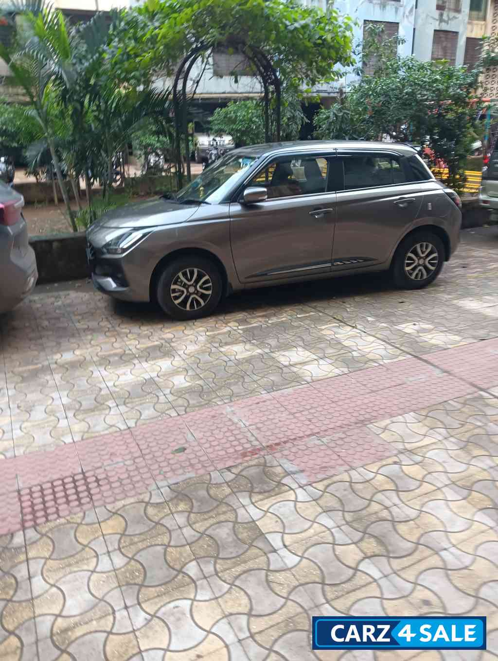 Maruti Suzuki Swift VXI optional AMT