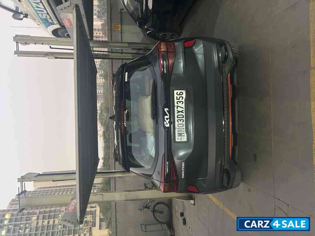 Matt Graphite Kia Seltos X-Line Matt Graphite Kia Seltos X-Line