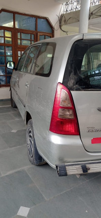 Toyota Innova gx-8str