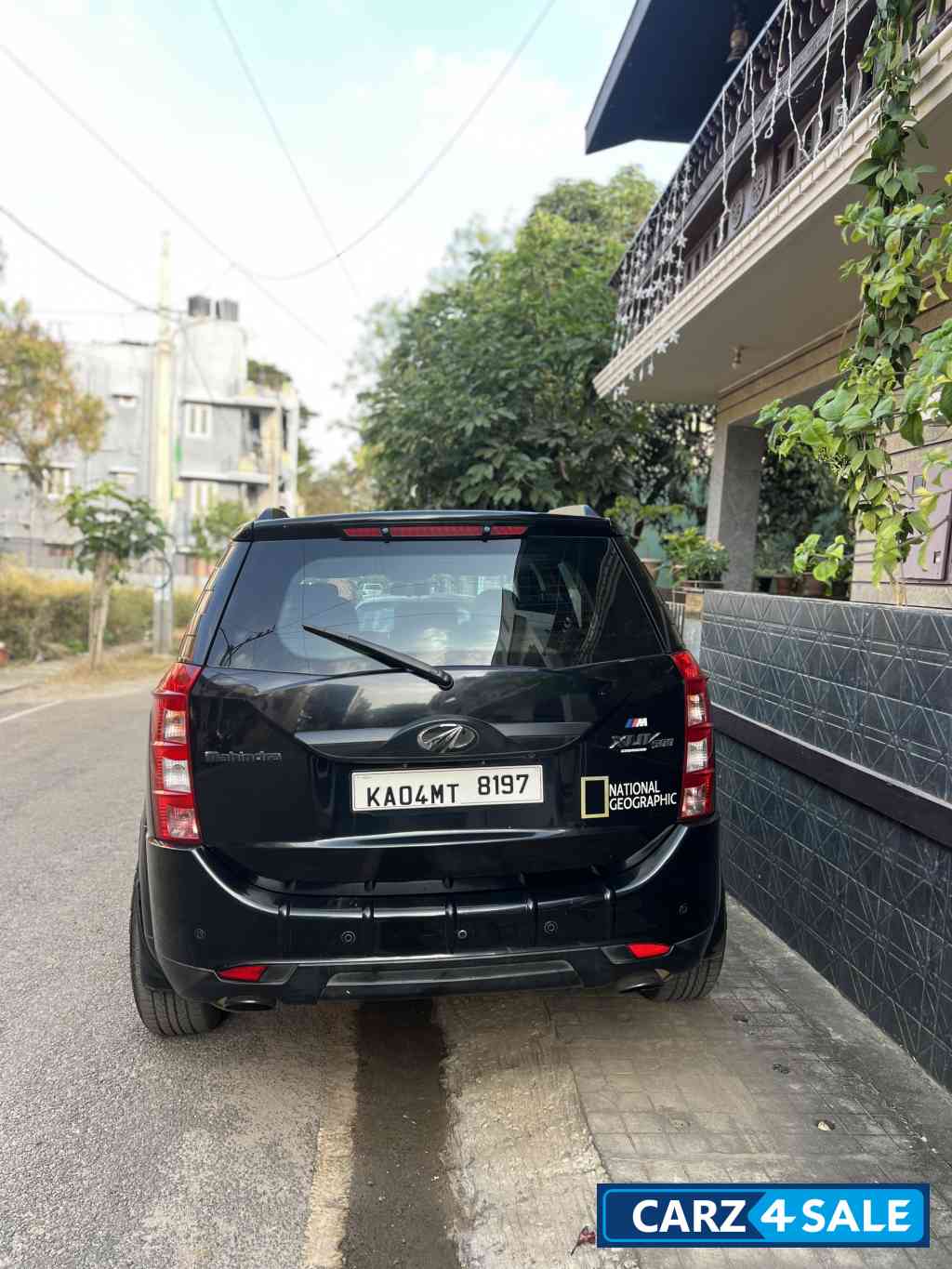Mahindra XUV 500 W6