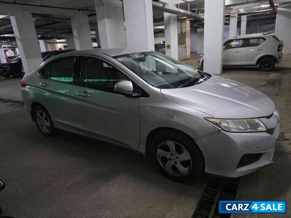 Honda City V