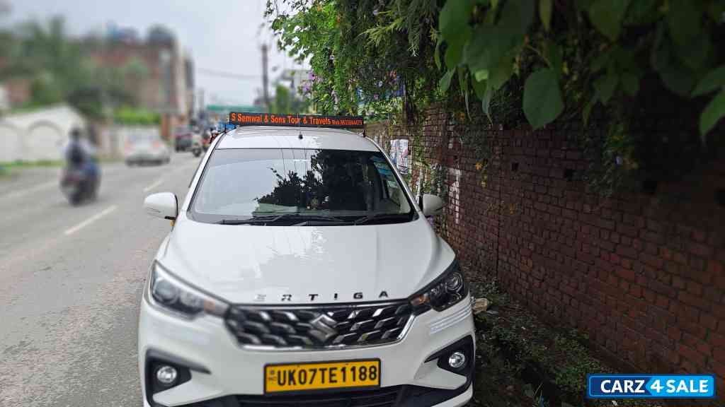 White Maruti Suzuki Ertiga ZXI (O)