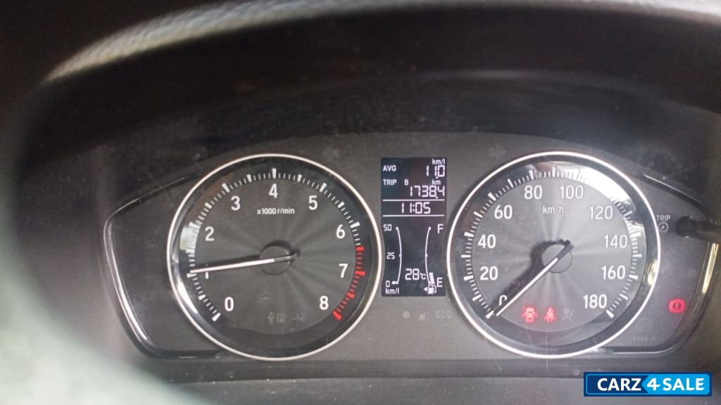 Silver Metallic Honda Amaze 1.2 ltr petrol VX iVTEC