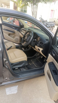 Silver Metallic Honda Amaze 1.2 ltr petrol VX iVTEC