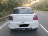 Pearl Artic White Maruti Suzuki Swift VXI