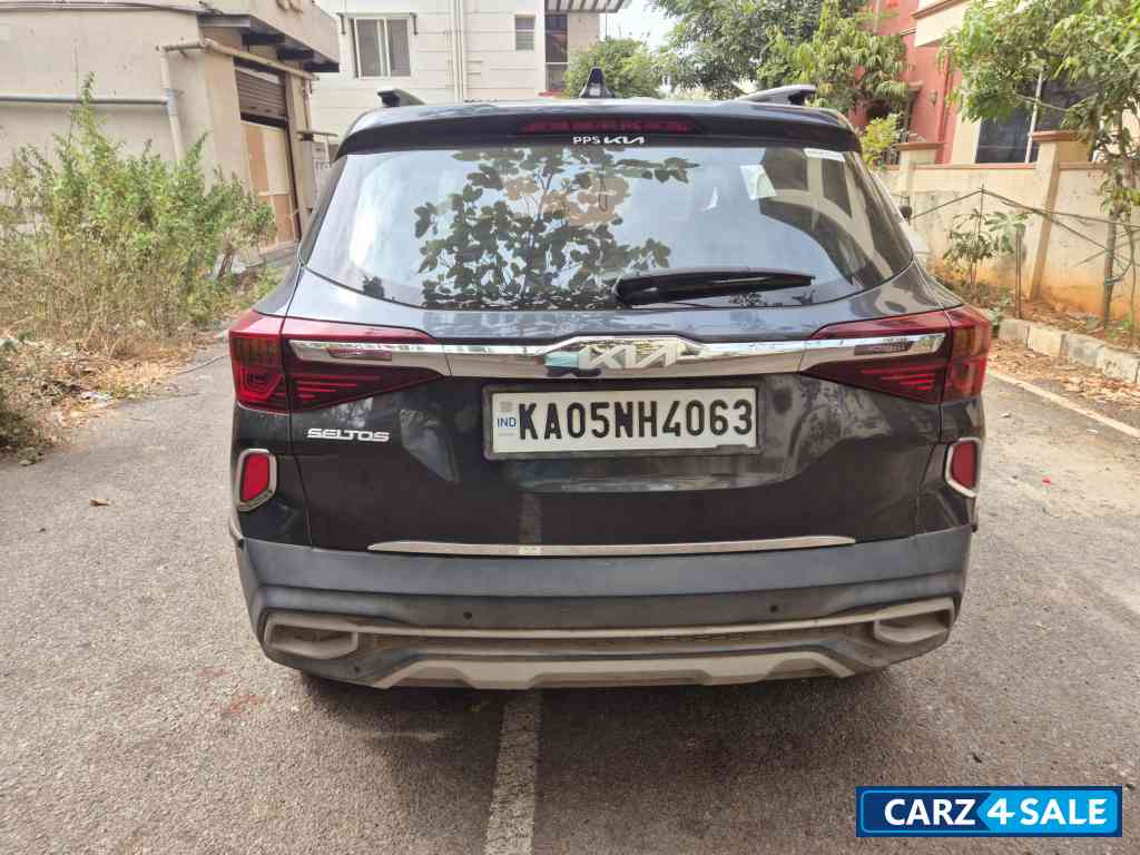 Kia Seltos HTX Manual