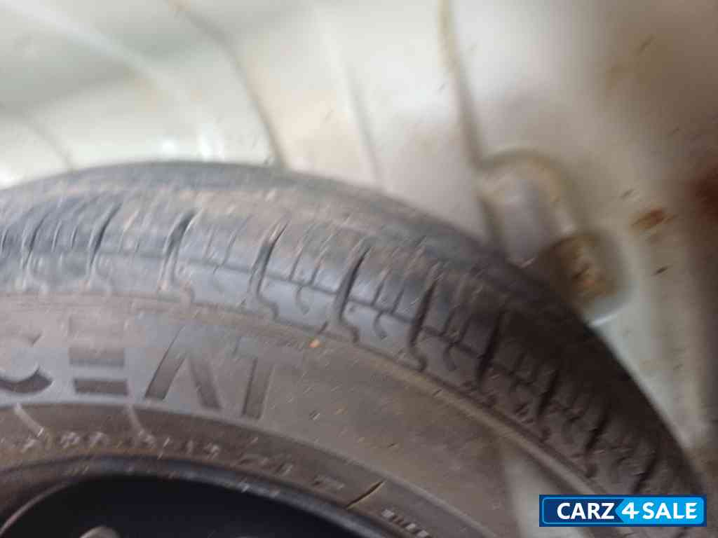 Silver Grey Maruti Suzuki Alto Alto 800 LXI Silver Grey Maruti Suzuki Alto Alto 800 LXI