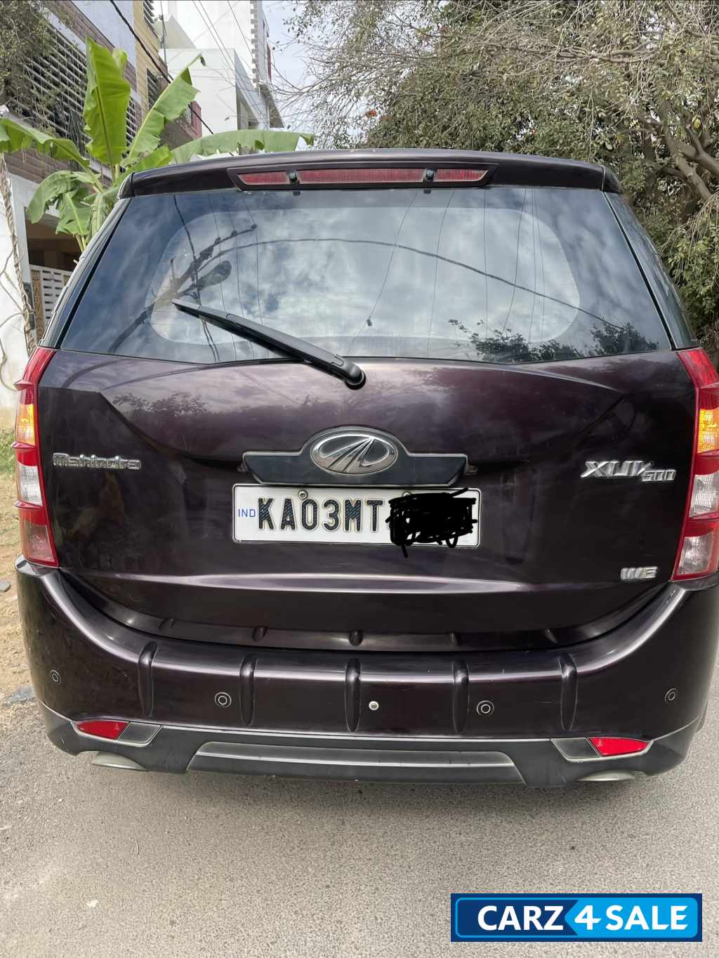 Mahindra XUV 500 w8
