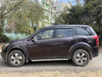 Mahindra XUV 500 w8