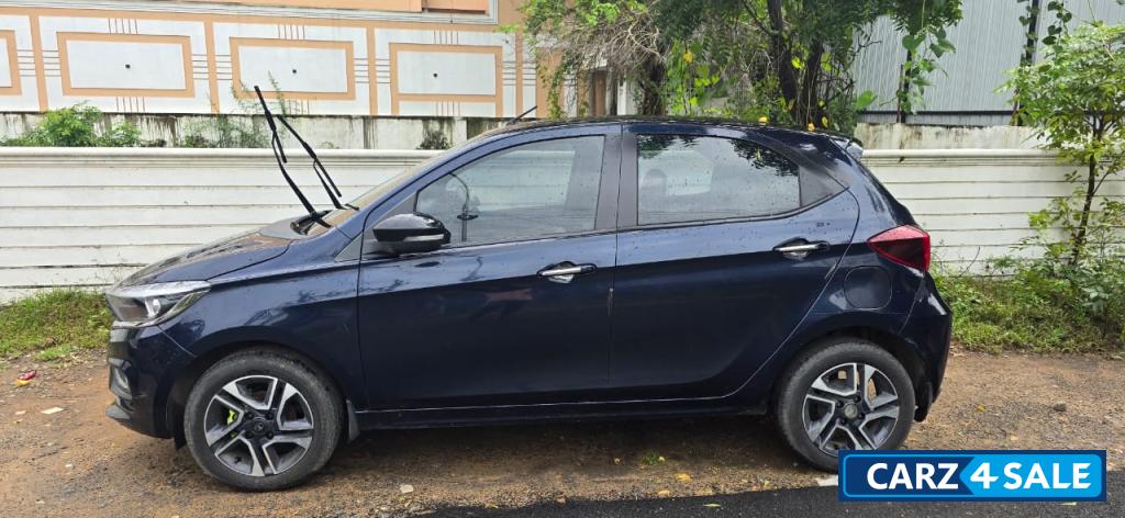 Tata Tiago Xza plus dual tone