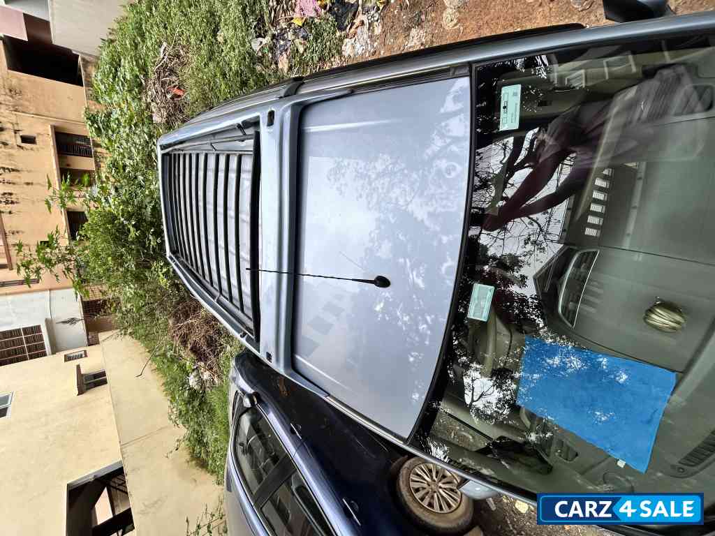 Blue Maruti Suzuki Ertiga Vxi