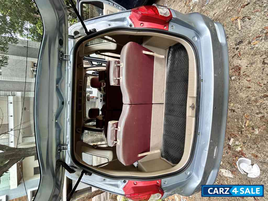 Blue Maruti Suzuki Ertiga Vxi