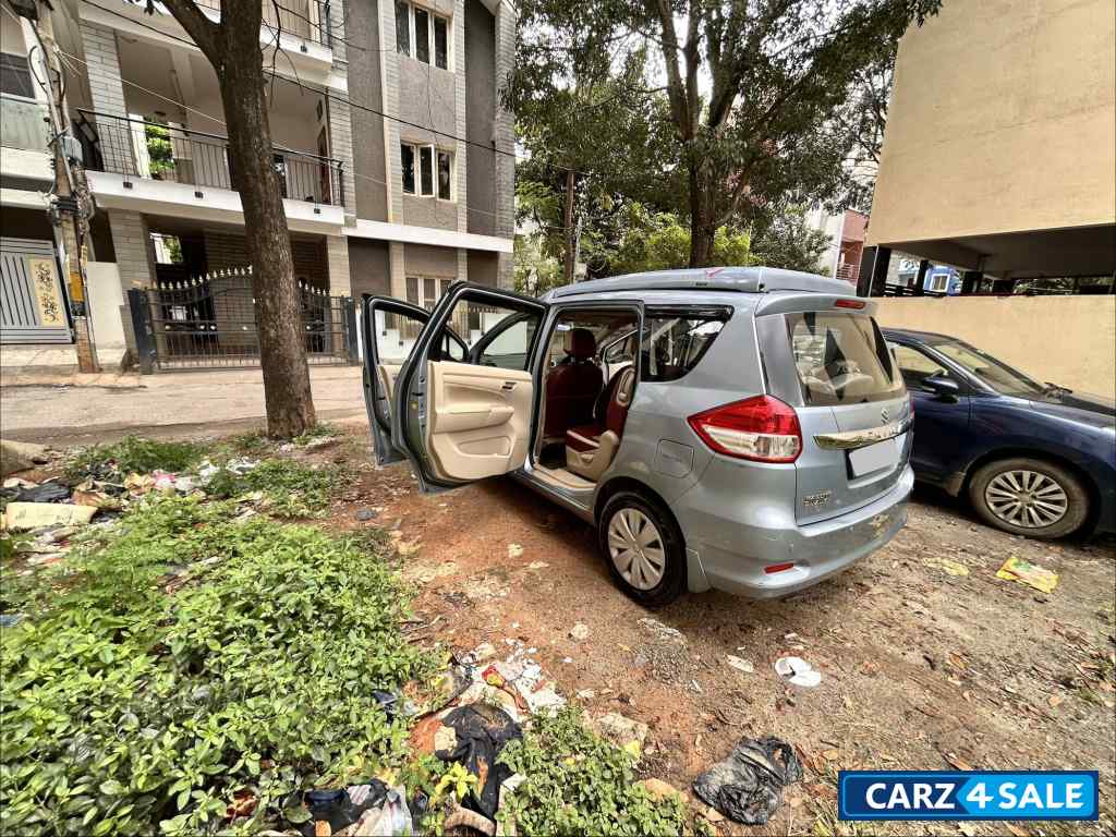 Blue Maruti Suzuki Ertiga Vxi