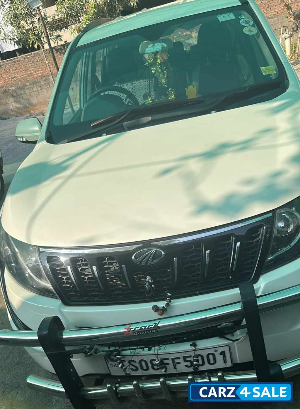 Mahindra XUV 500 W6 Mahindra XUV 500 W6