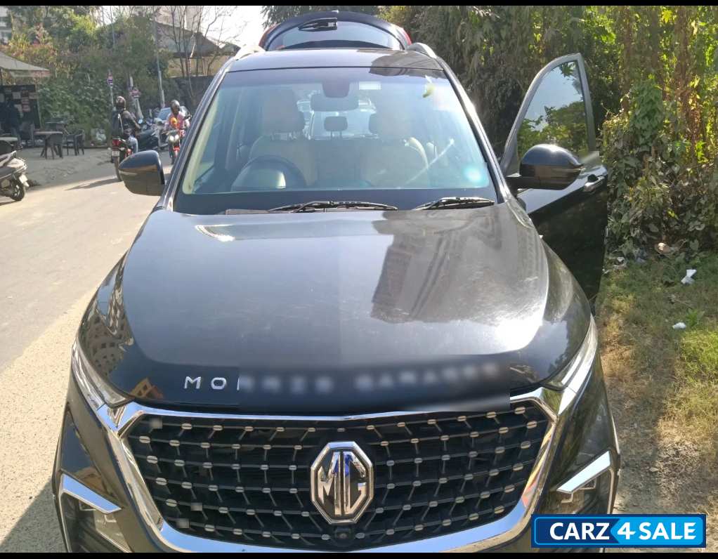 Black MG Hector Sharp 1.5 CVT