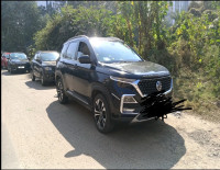 Black MG Hector Sharp 1.5 CVT