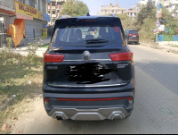 Black MG Hector Sharp 1.5 CVT