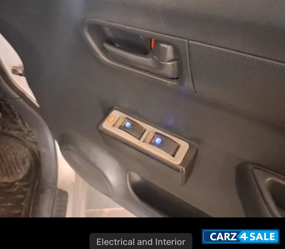 Maruti Suzuki Dzire LXI