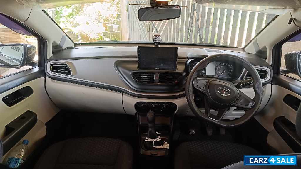 Tata Altroz 1.2 XE PETROL Tata Altroz 1.2 XE PETROL