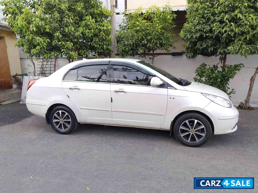 Tata Manza Elan quaterajet 1.3L