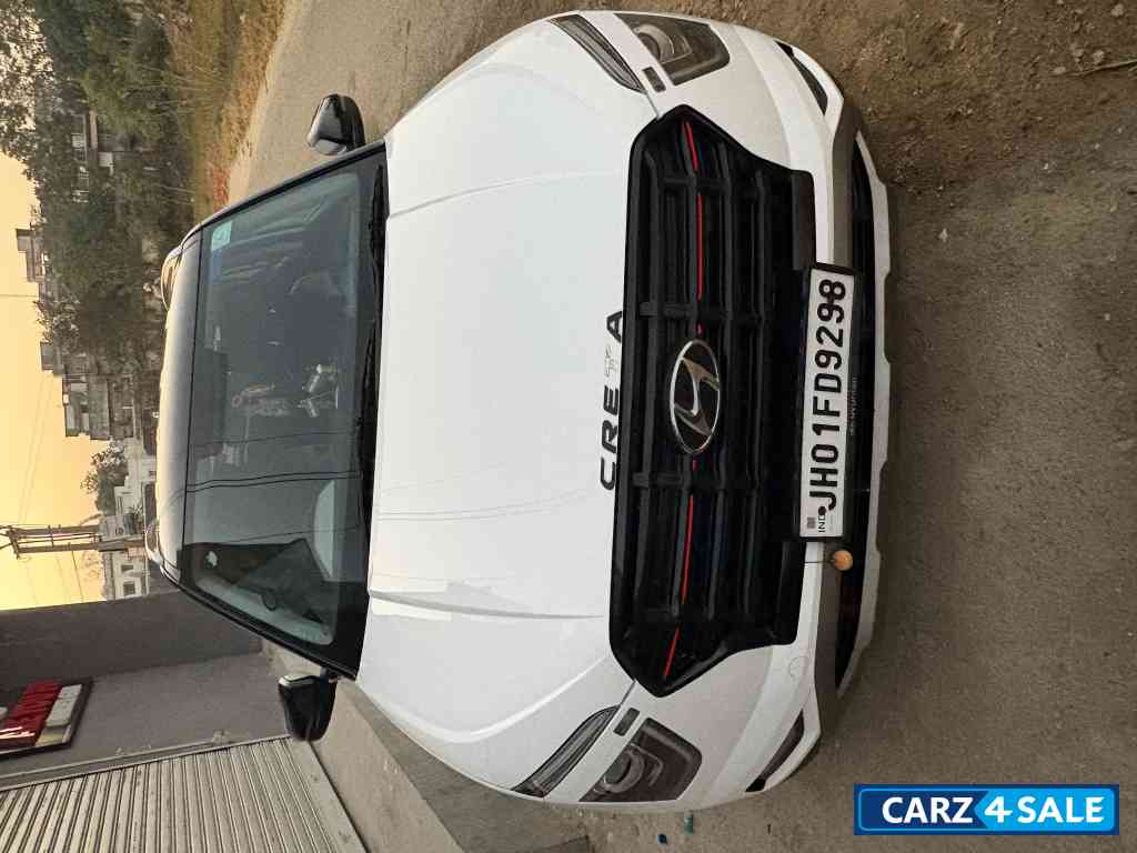 White Colour Hyundai Creta