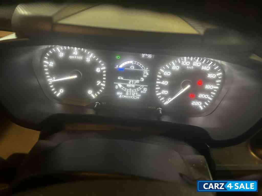 Dark Grey Tata Altroz XT Dark Grey Tata Altroz XT