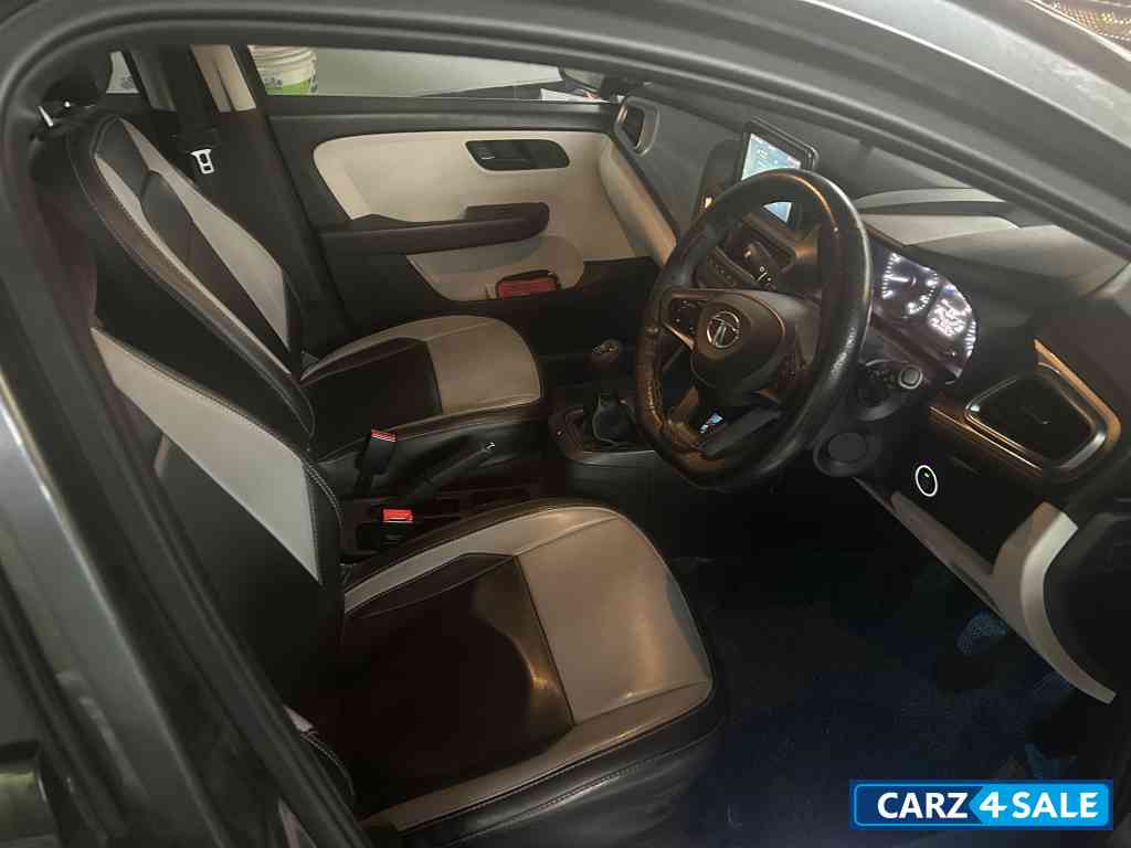 Dark Grey Tata Altroz XT Dark Grey Tata Altroz XT