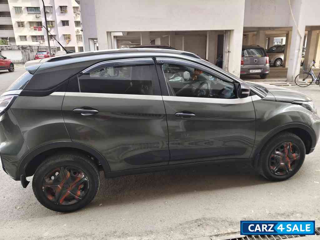 Tata Nexon XM(S)