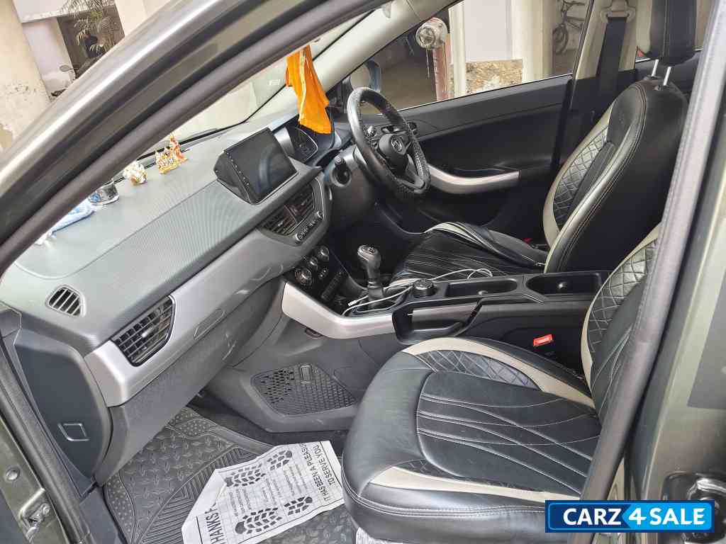 Tata Nexon XM(S)