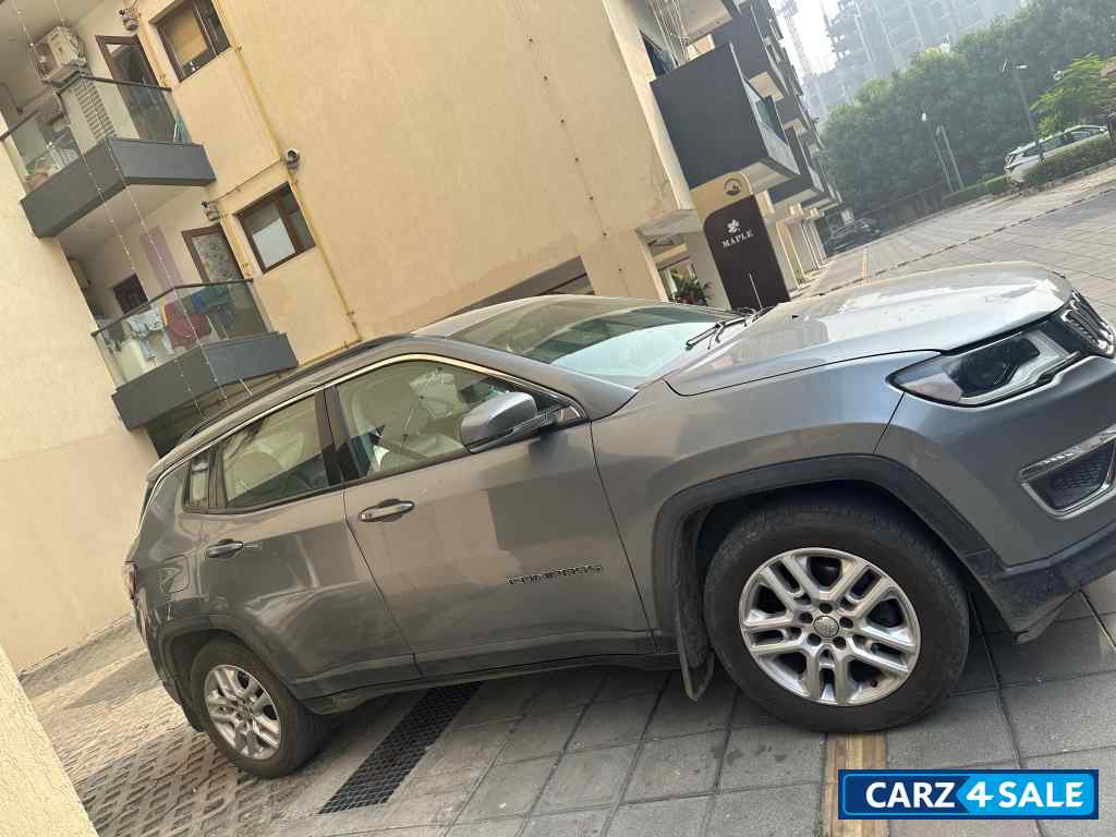 Magnesio Grey Jeep Compass Limited 2.0 D Magnesio Grey Jeep Compass Limited 2.0 D