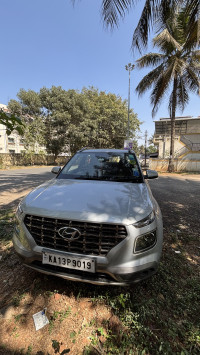 Hyundai Venue DCT SX Turbo Petrol 2019 Model