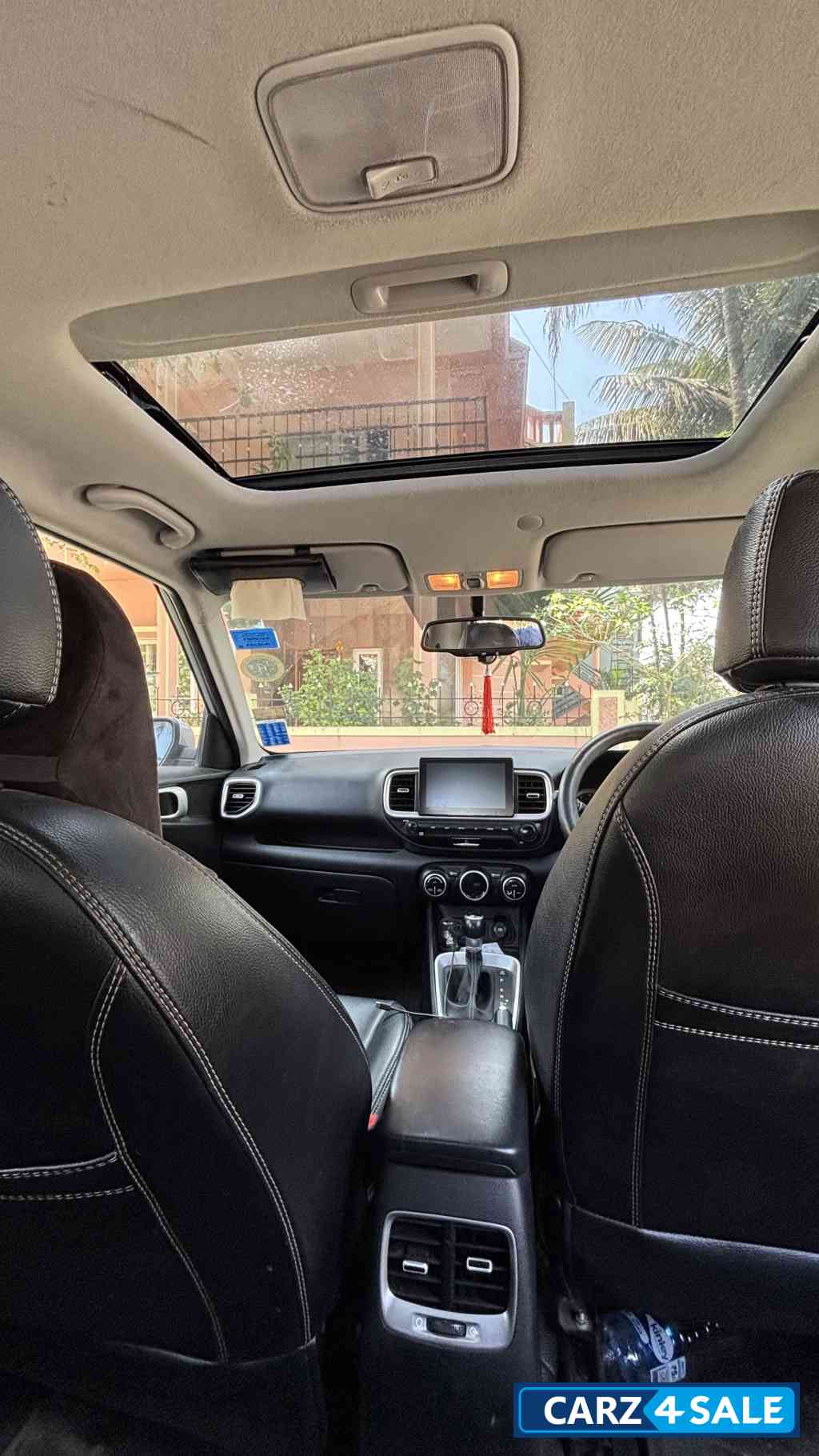 Grey Hyundai Venue DCT SX Turbo Petrol