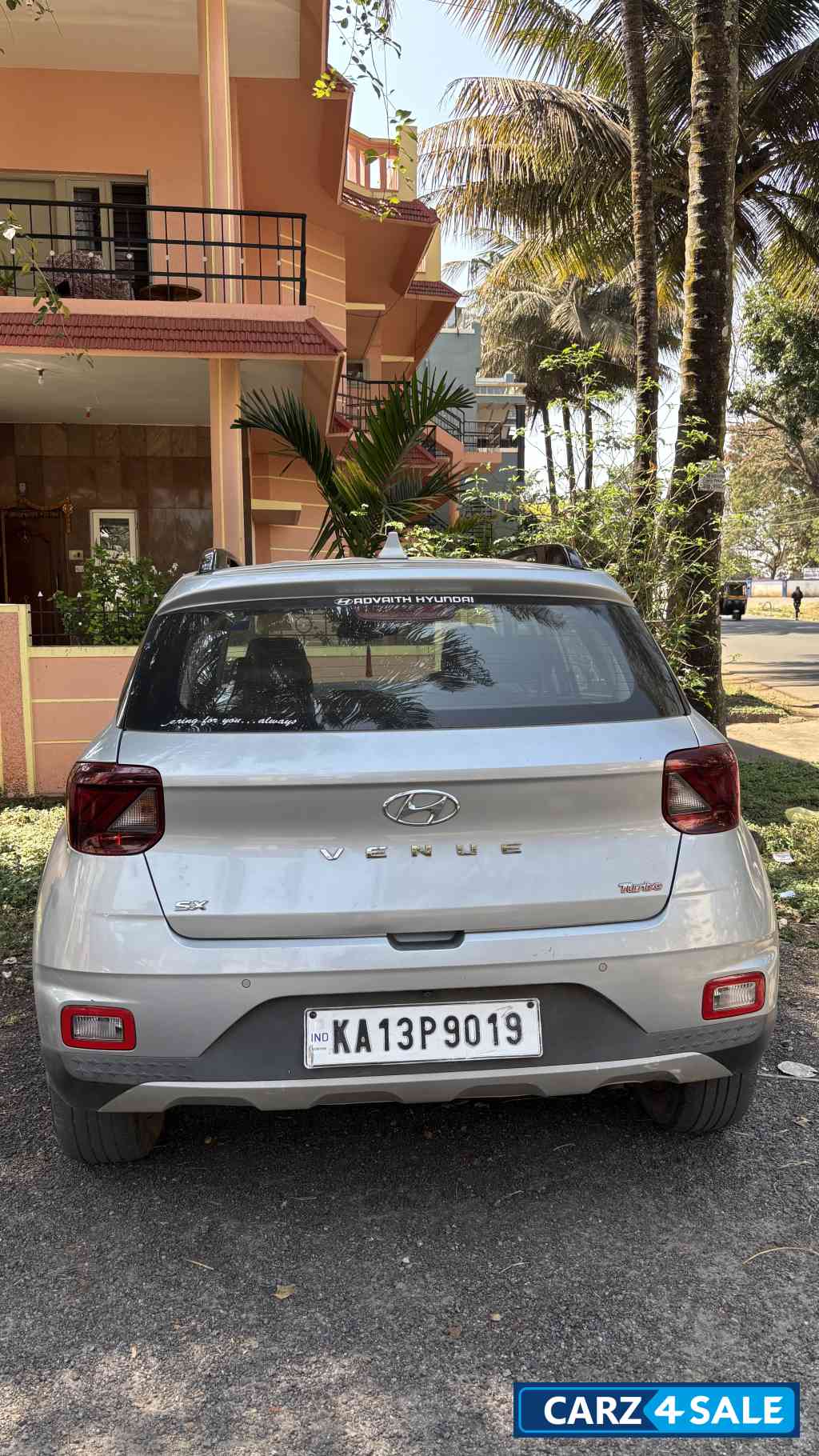 Grey Hyundai Venue DCT SX Turbo Petrol