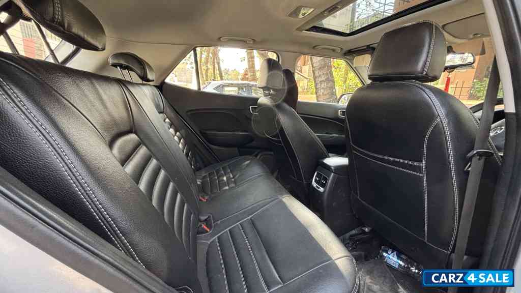 Grey Hyundai Venue DCT SX Turbo Petrol